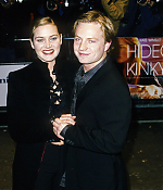 41st-annual-london-film-festival_hideous-kinky-premiere_032.jpg