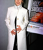 holy-smoke-new-york-premiere_005.jpg