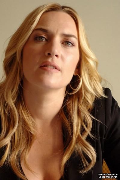 the-holiday-press-conference_008.jpg