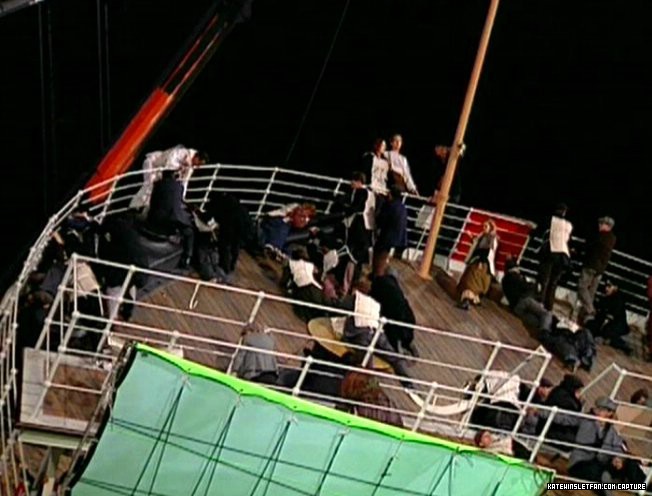titanic_titanic-crew-video_012.jpg