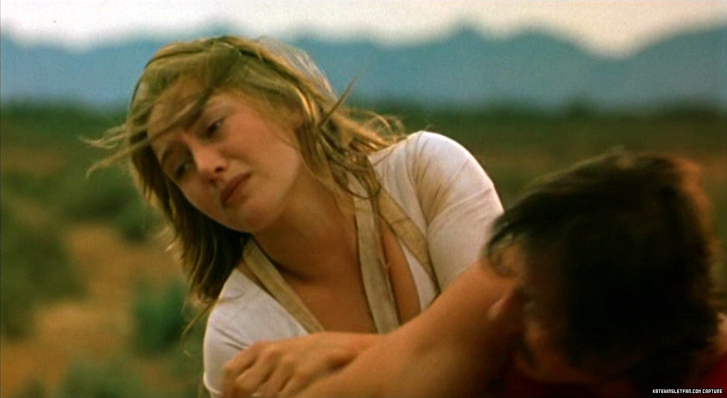 galdeblæren Derbeville test Layouten DVD Screencaptures - holy-smoke 396 - Kate Winslet Fan | Photo Gallery |  Your online resource for Kate Winslet since 2004