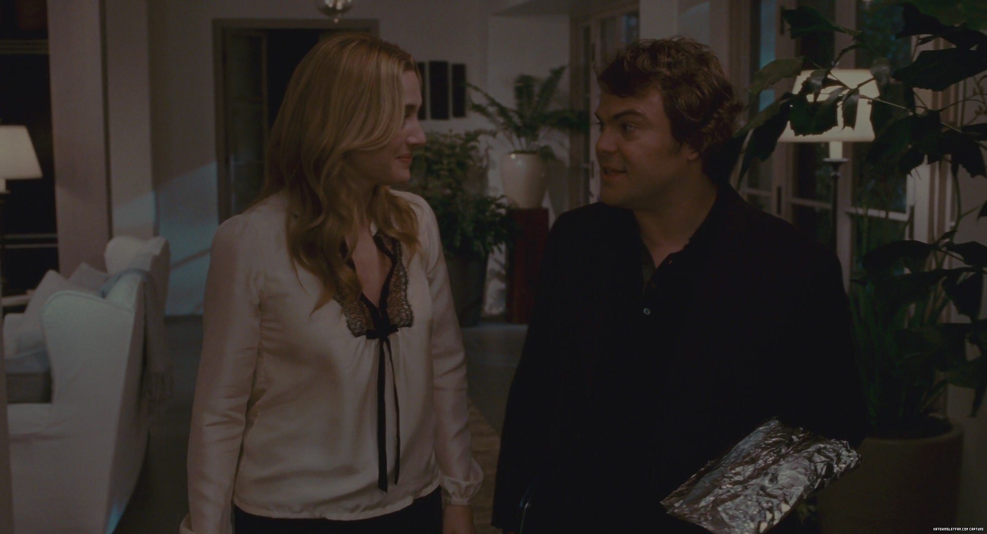 the-holiday_blu-ray_541.jpg the-holiday_blu-ray_541.jpg