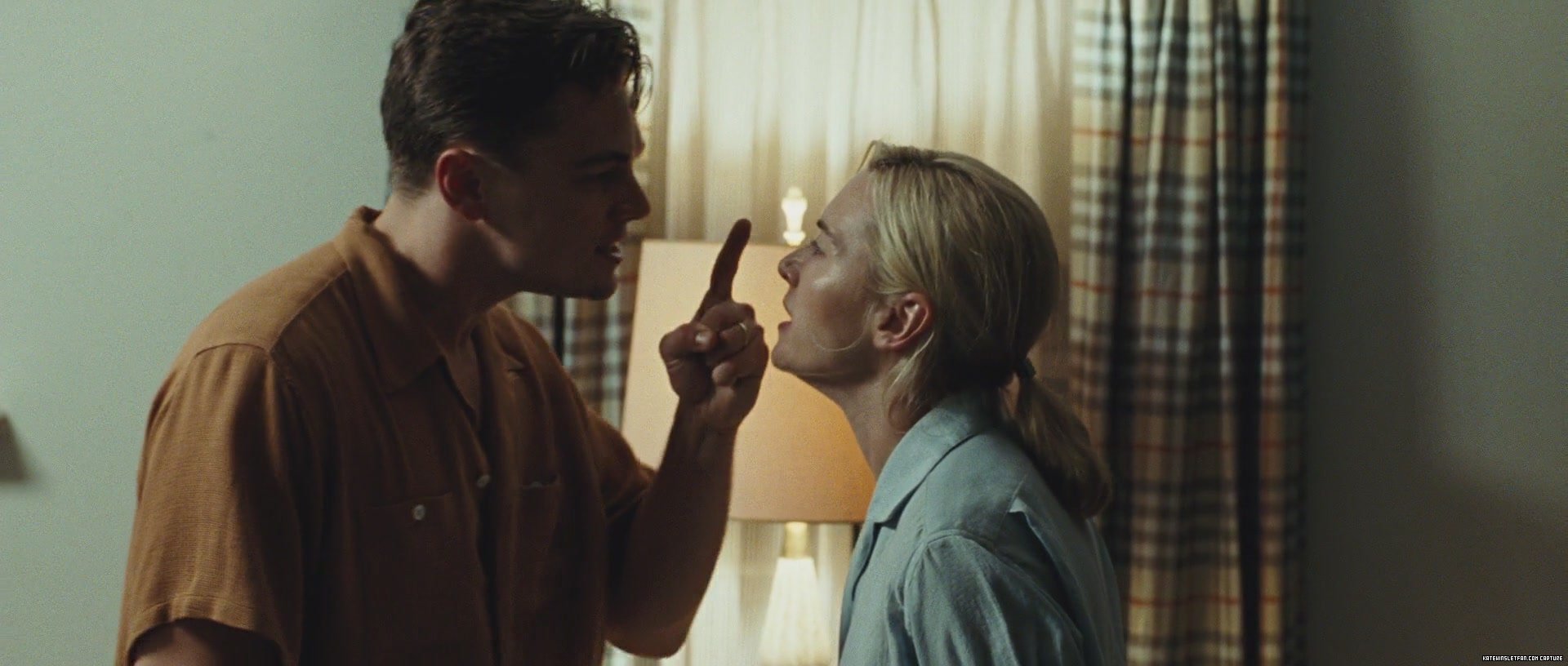 revolutionary-road_blu-ray_390.jpg