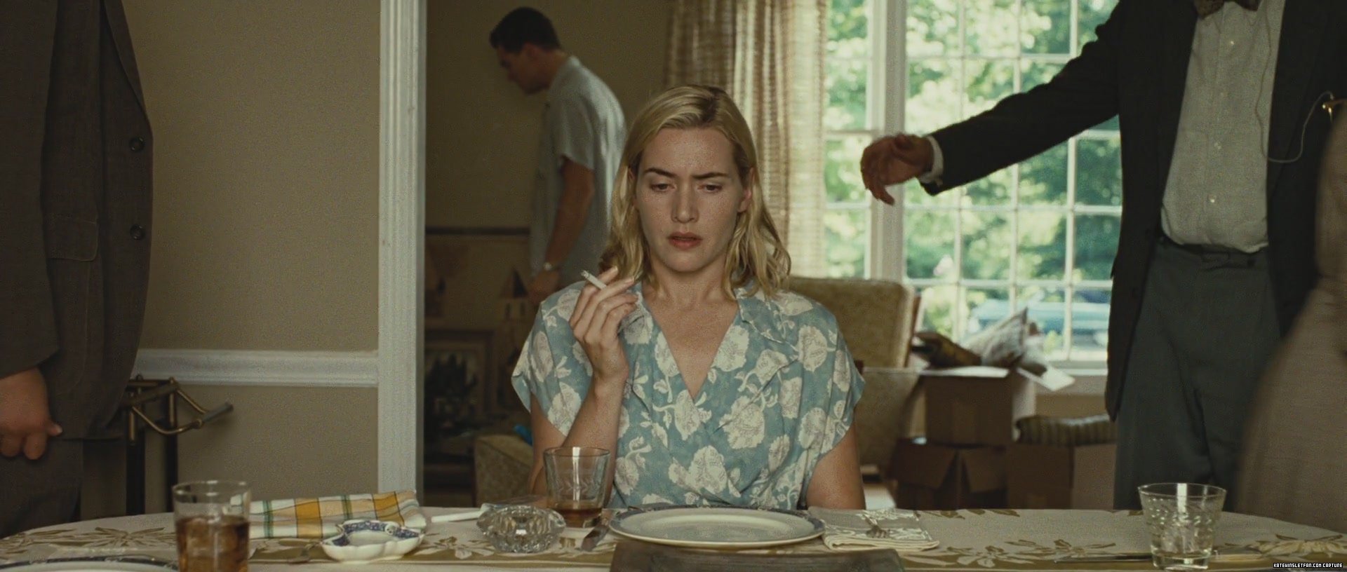 revolutionary-road_blu-ray_591.jpg revolutionary-road_blu-ray_591.jpg