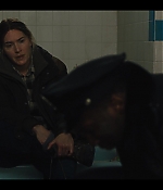 Mare-Of-Easttown-1x01-0399.jpg